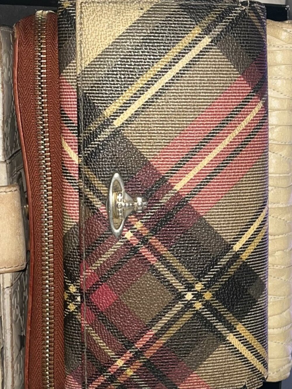 AUTHENTIC vintage WALLET BUNDLE! GUCCI,LOUIS VUITTON, Vivienne Westwood, - Picture 8 of 10